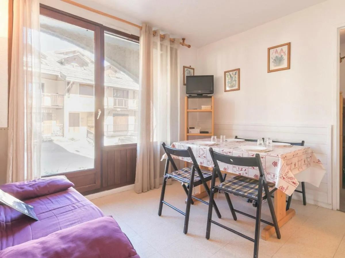 Appartement Cosy 5 Pers Avec Casier A Skis - Montgenevre, Centre Village - Fr-1-330D-4 contacts